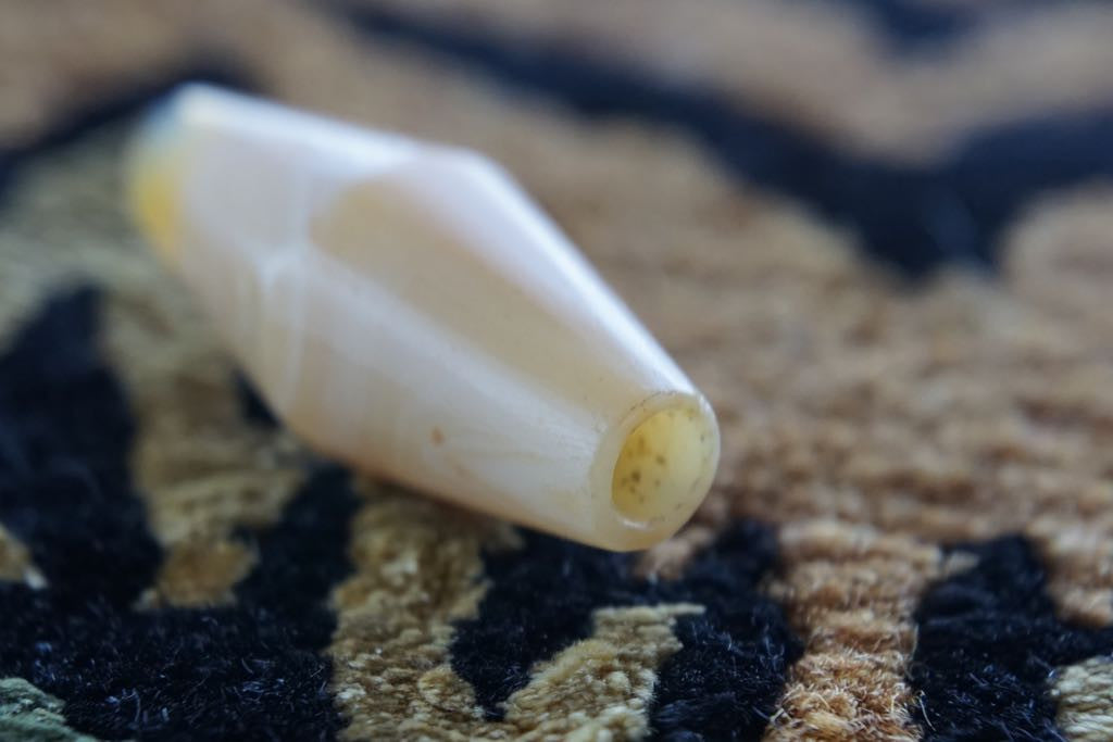 Ancient Indo Tibetan Chung dzi bead AT-08
