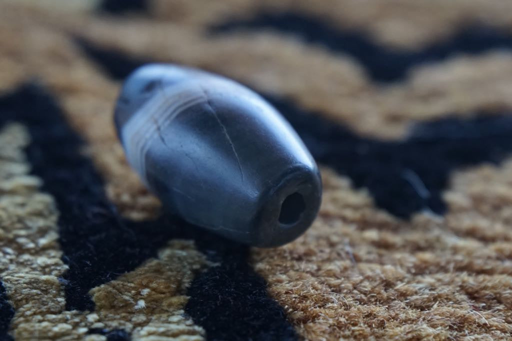 Ancient Indo Tibetan Chung dzi bead AT-09