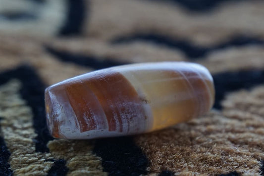 Ancient Indo Tibetan Chung dzi bead AT-14