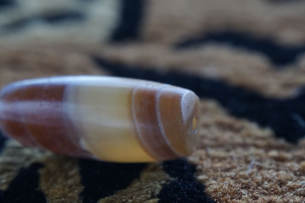 Ancient Indo Tibetan Chung dzi bead AT-14